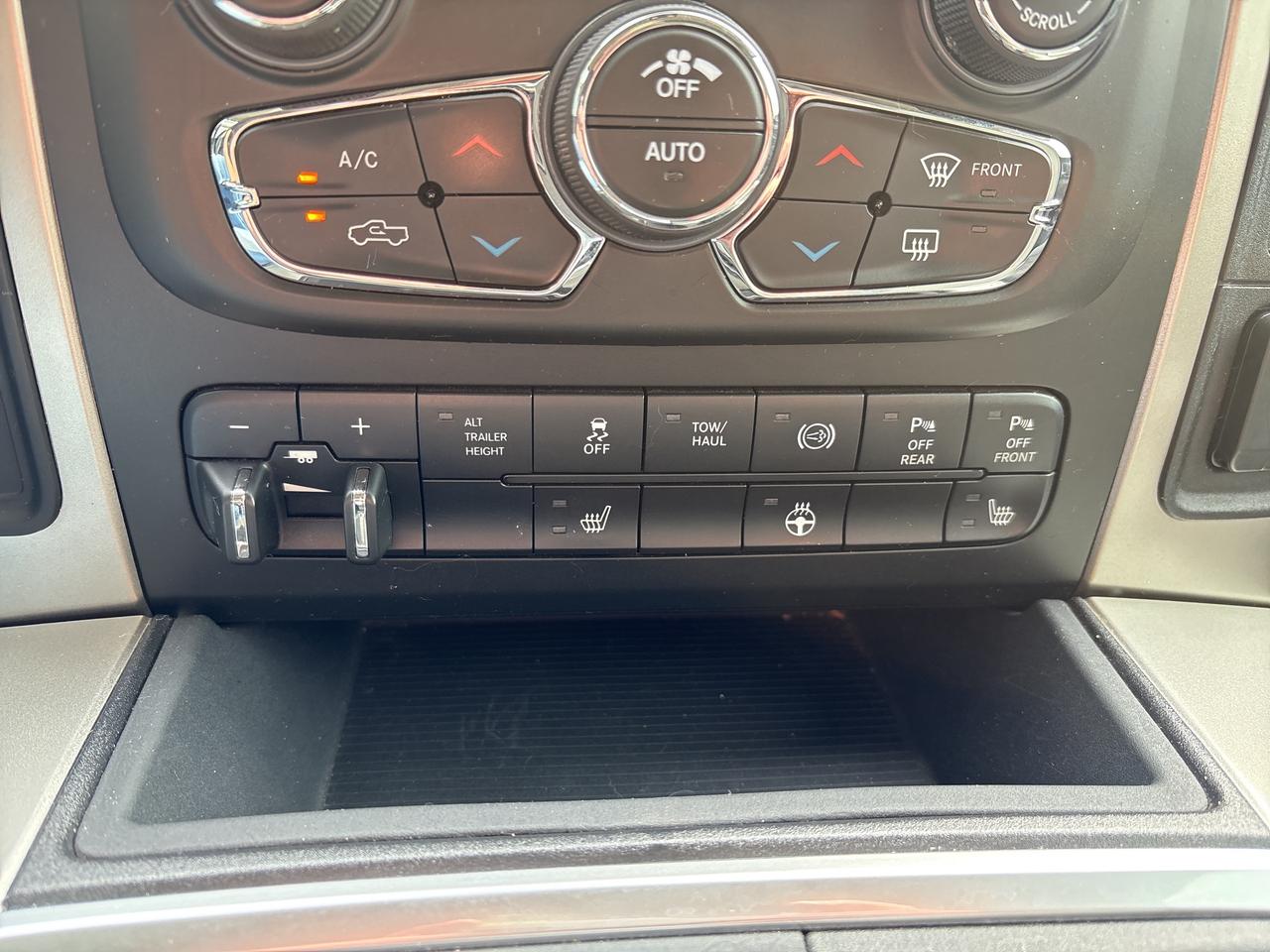 2018 RAM 2500 SLT Photo