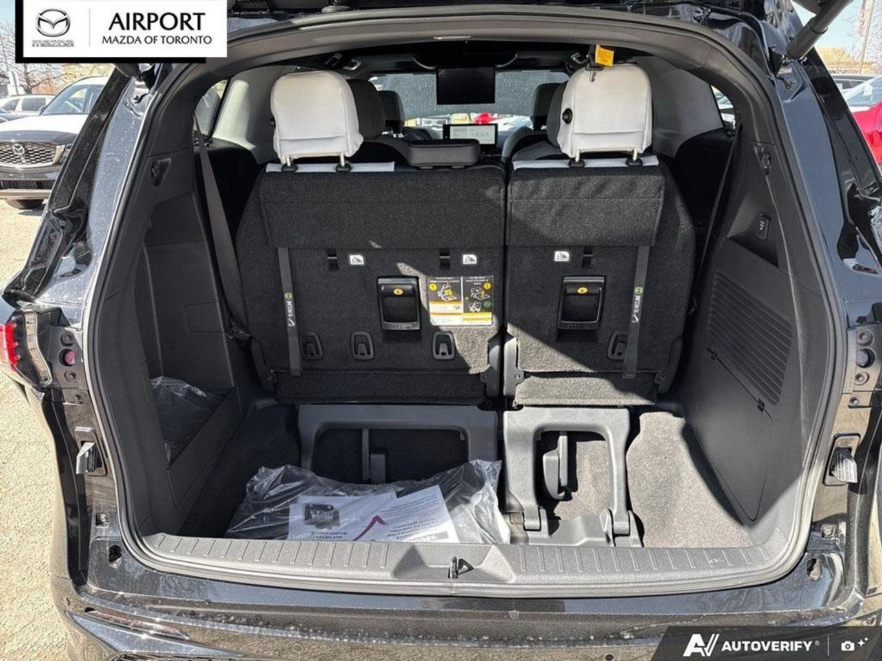 2026 Toyota Sienna XSE Tech Pkg  96M Financing  6.99%  $1500 Finance Photo