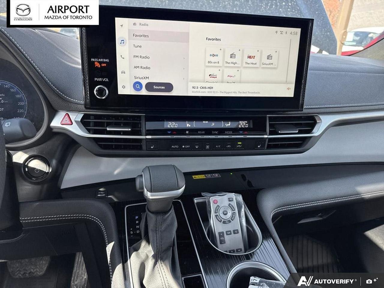 2026 Toyota Sienna XSE Tech Pkg  96M Financing  6.99%  $1500 Finance Photo