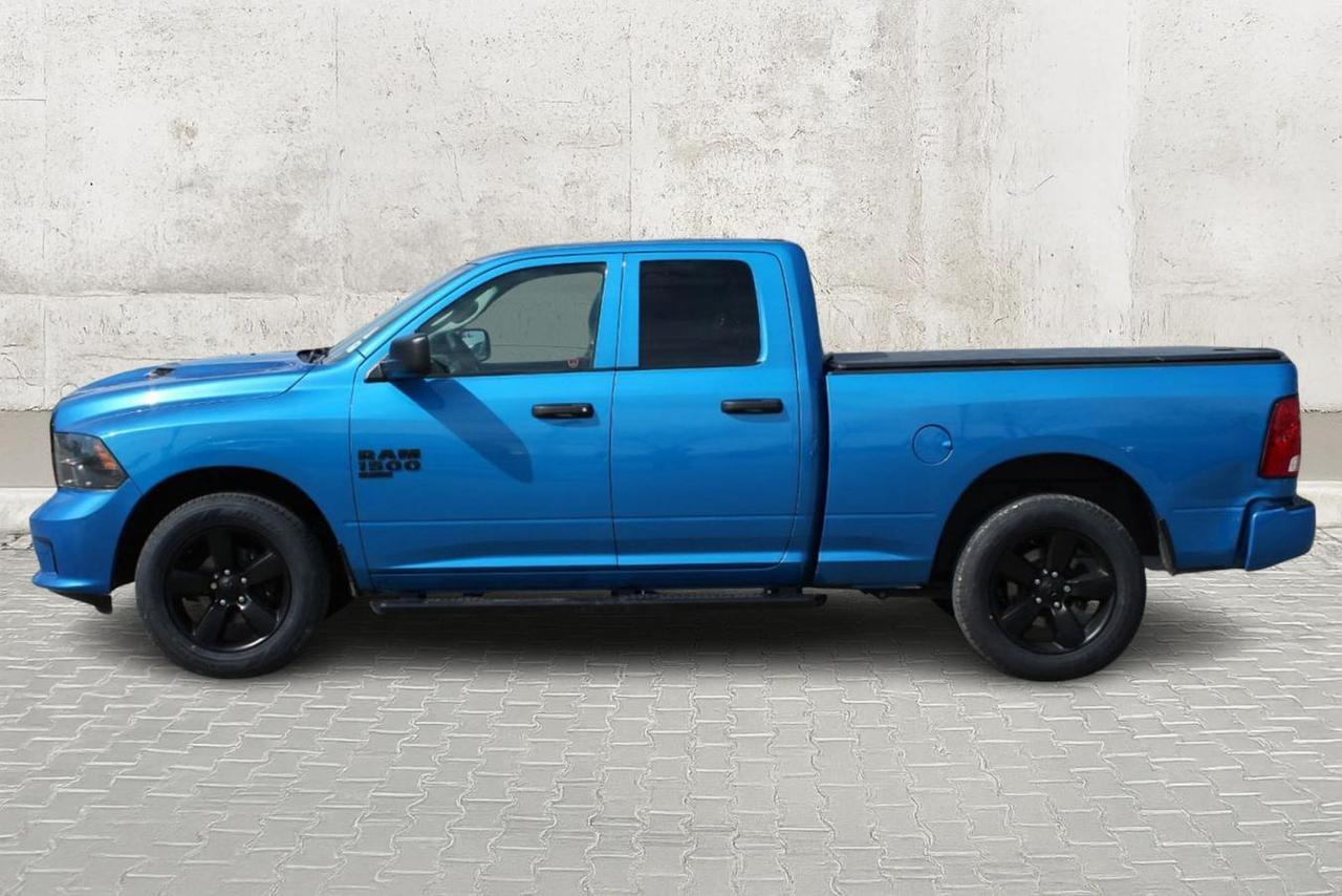 2021 RAM 1500 Classic Classic Tradesman Crew Cab 4x4  BedCover SiriusXM Photo2