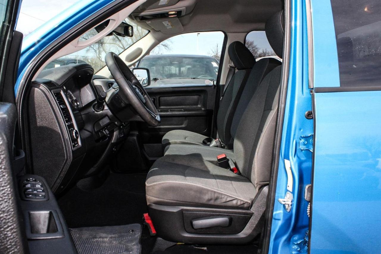 2021 RAM 1500 Classic Classic Tradesman Crew Cab 4x4  BedCover SiriusXM Photo