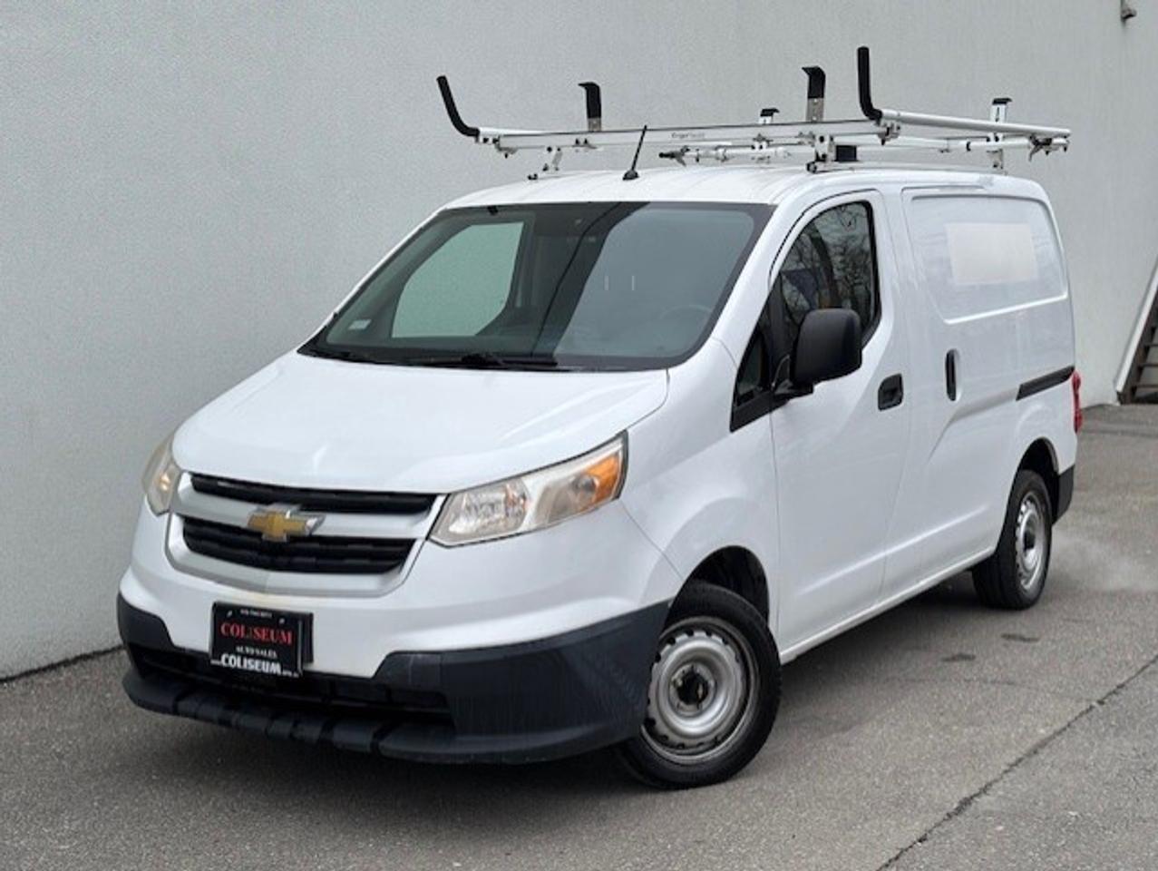 2015 Nissan NV200 Compact Cargo LT LADDER RACKS-DIVIDER-SHELVES-WINTER/SUMMER TIRE Photo