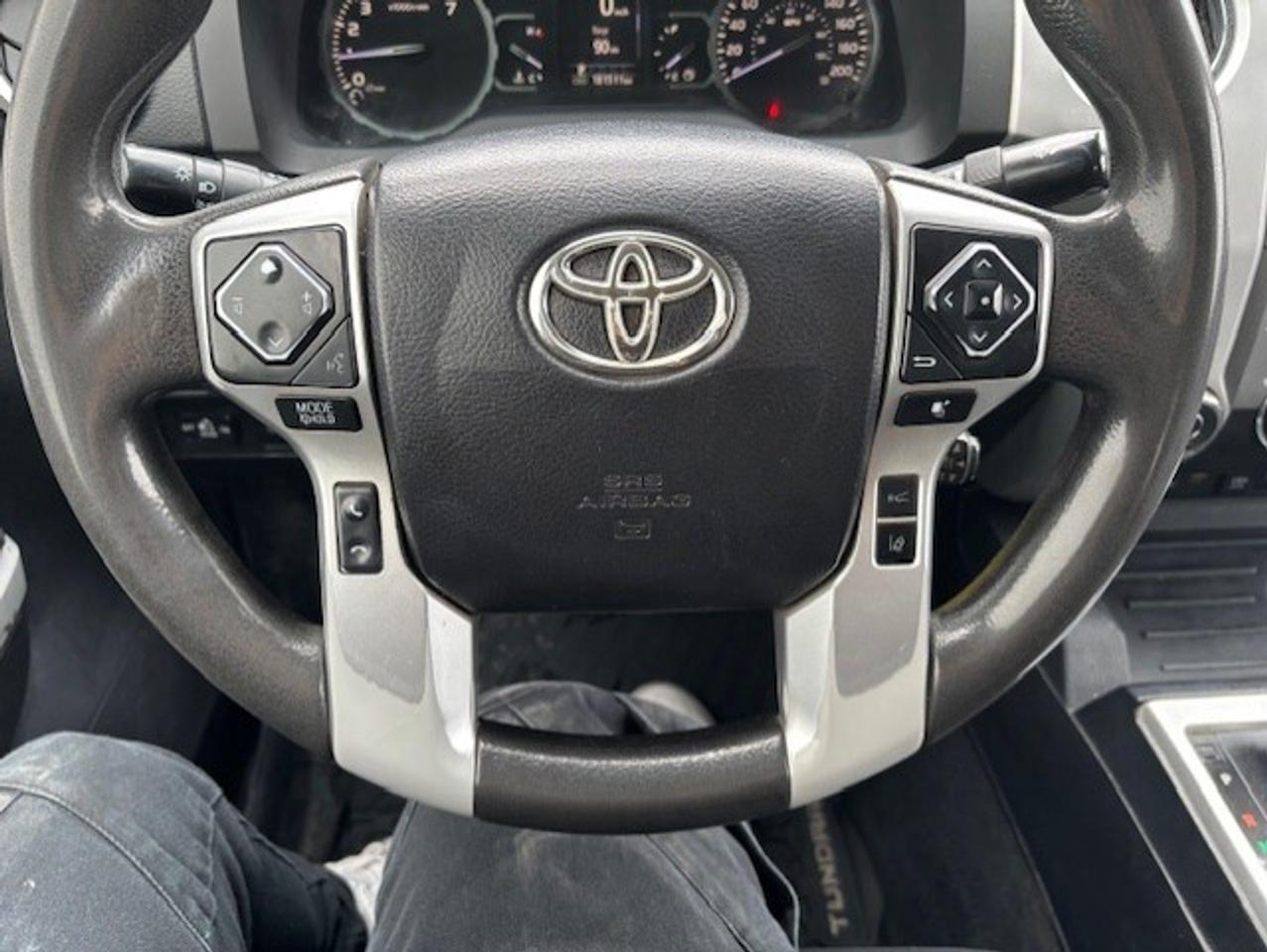 2021 Toyota Tundra 4x4 Crewmax SR5 **CAMERA-BLUETOOTH-ALLOYS-FINANCE* Photo