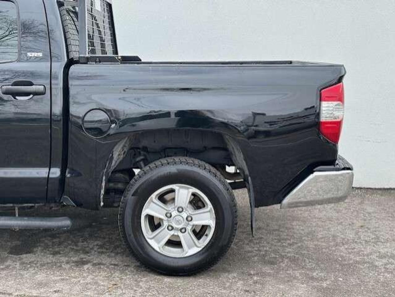 2021 Toyota Tundra 4x4 Crewmax SR5 **CAMERA-BLUETOOTH-ALLOYS-FINANCE* Photo