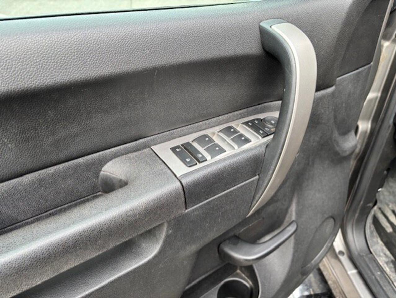 2013 Chevrolet Silverado 1500 LT 4WD Z71 EXTENDED CAB 1 OWNER-TONNEAU-CERTIFIED Photo