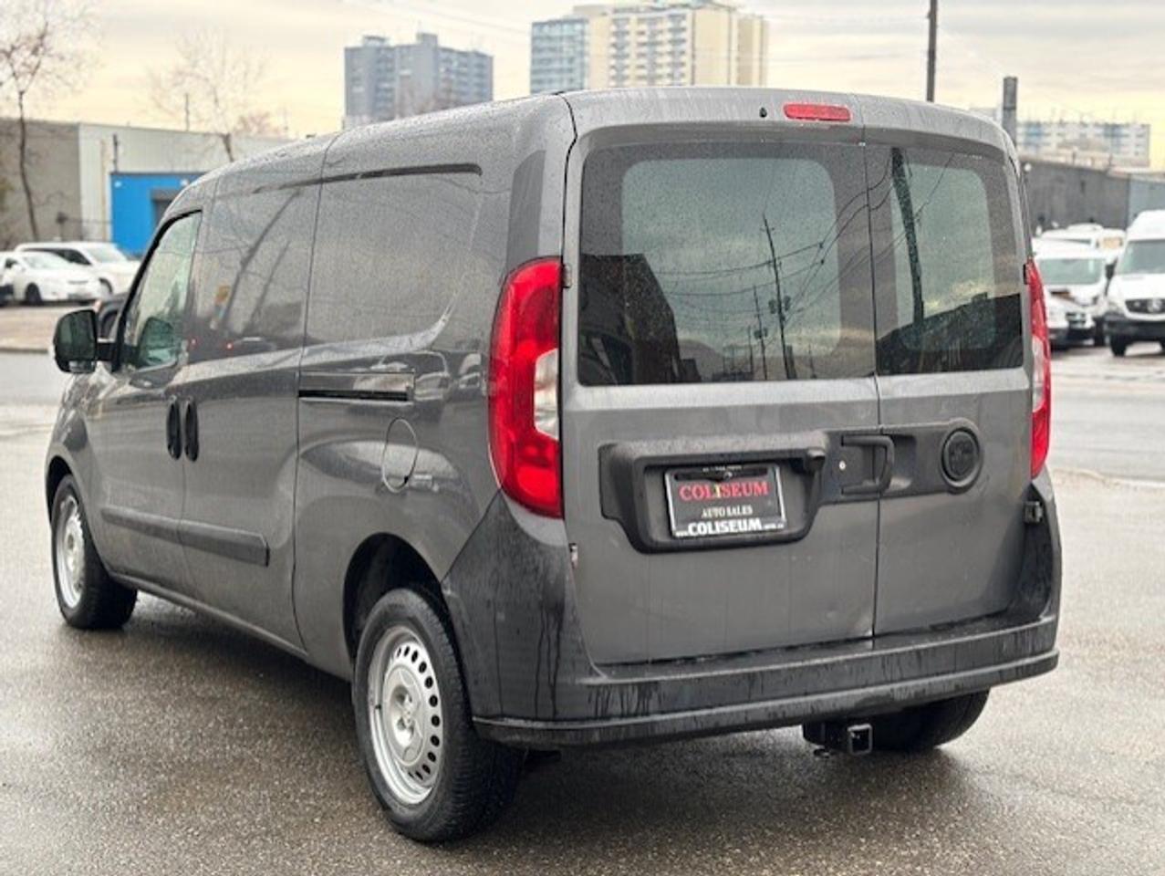 2015 RAM Promaster City Wagon ST **ONLY 160KM-DIVIDER-CERTIFIED-WE FINANCE** Photo