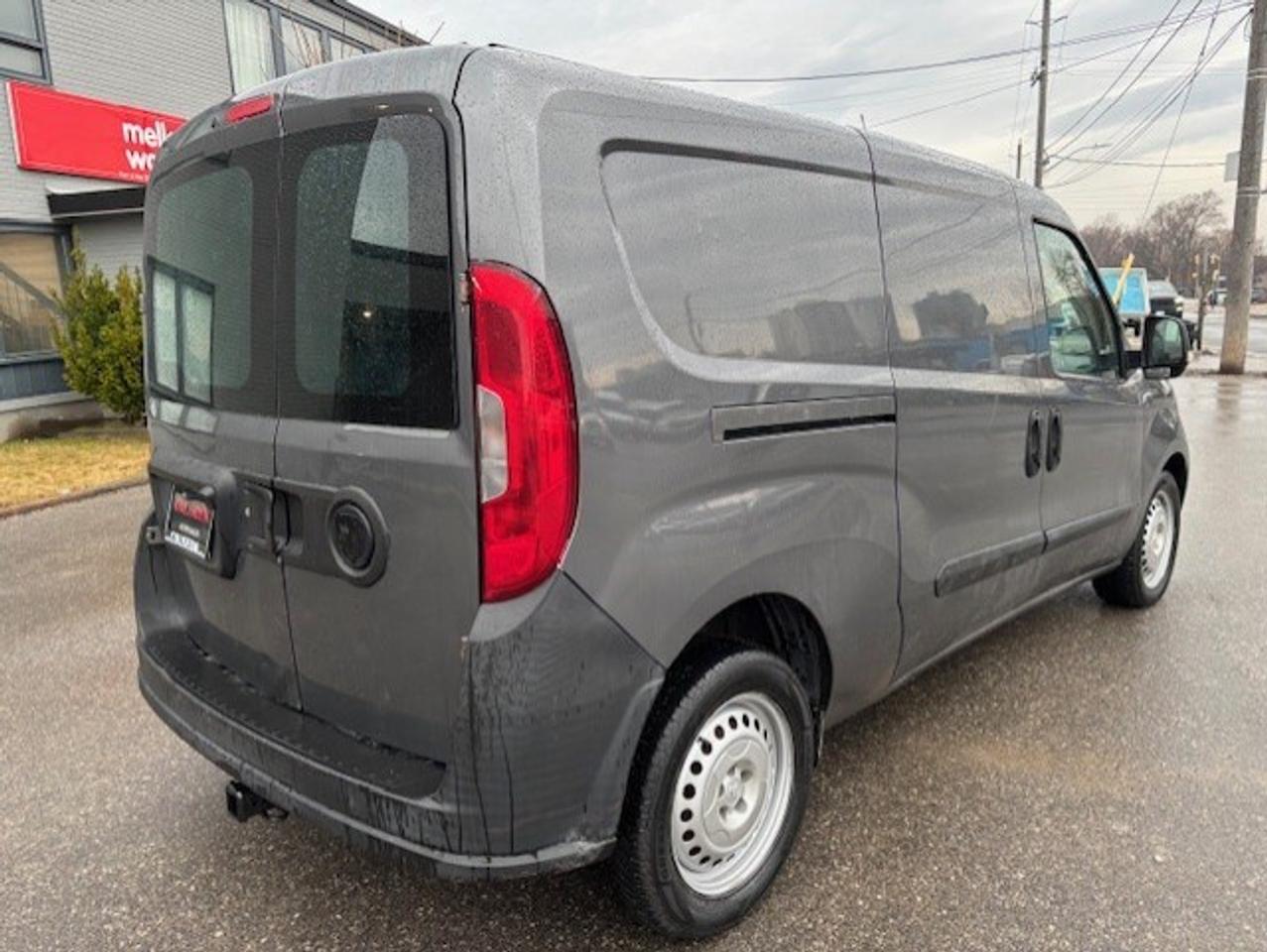2015 RAM Promaster City Wagon ST **ONLY 160KM-DIVIDER-CERTIFIED-WE FINANCE** Photo