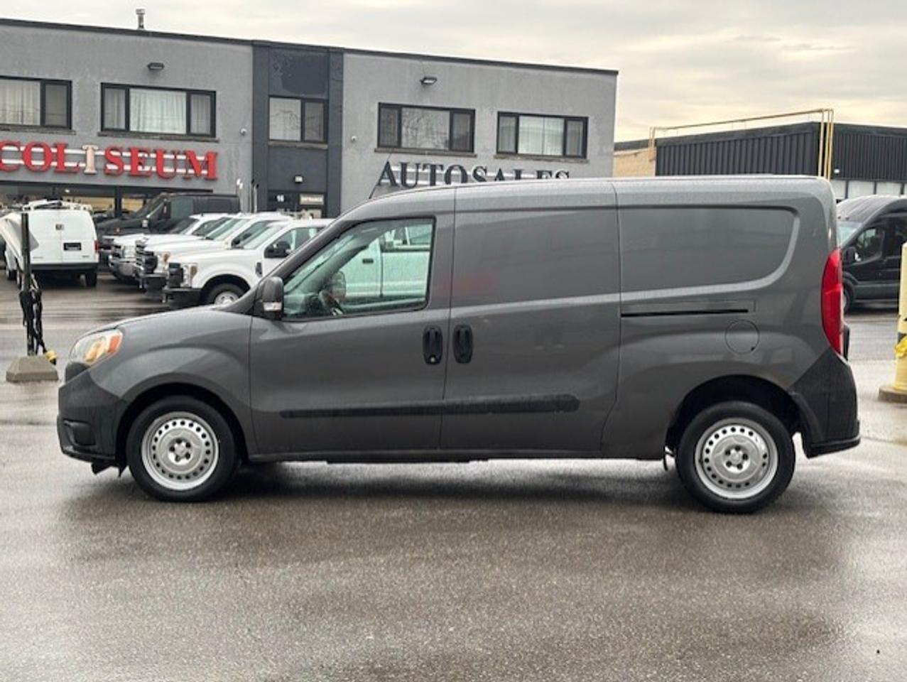 2015 RAM Promaster City Wagon ST **ONLY 160KM-DIVIDER-CERTIFIED-WE FINANCE** Photo