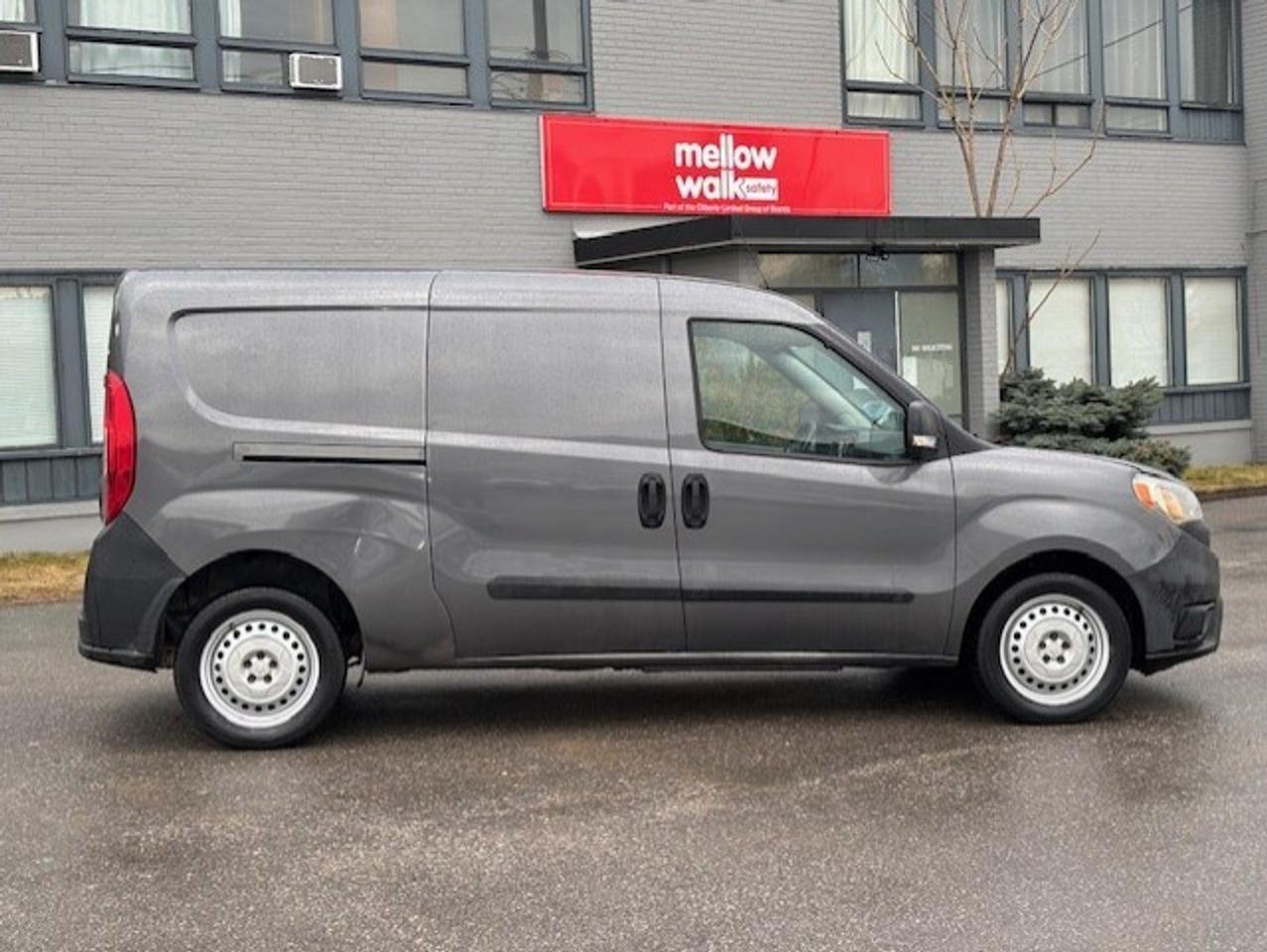 2015 RAM Promaster City Wagon ST **ONLY 160KM-DIVIDER-CERTIFIED-WE FINANCE** Photo