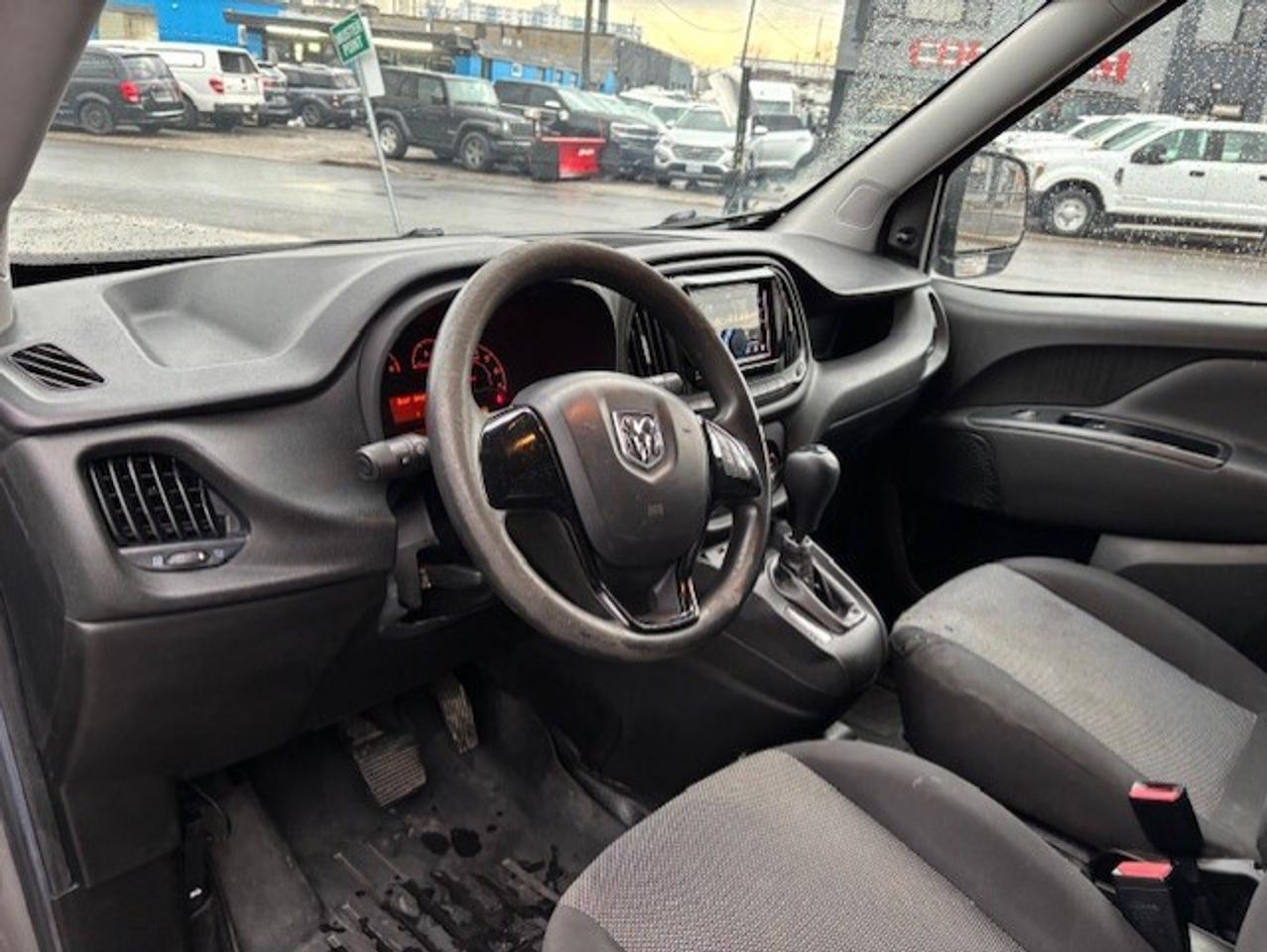 2015 RAM Promaster City Wagon ST **ONLY 160KM-DIVIDER-CERTIFIED-WE FINANCE** Photo