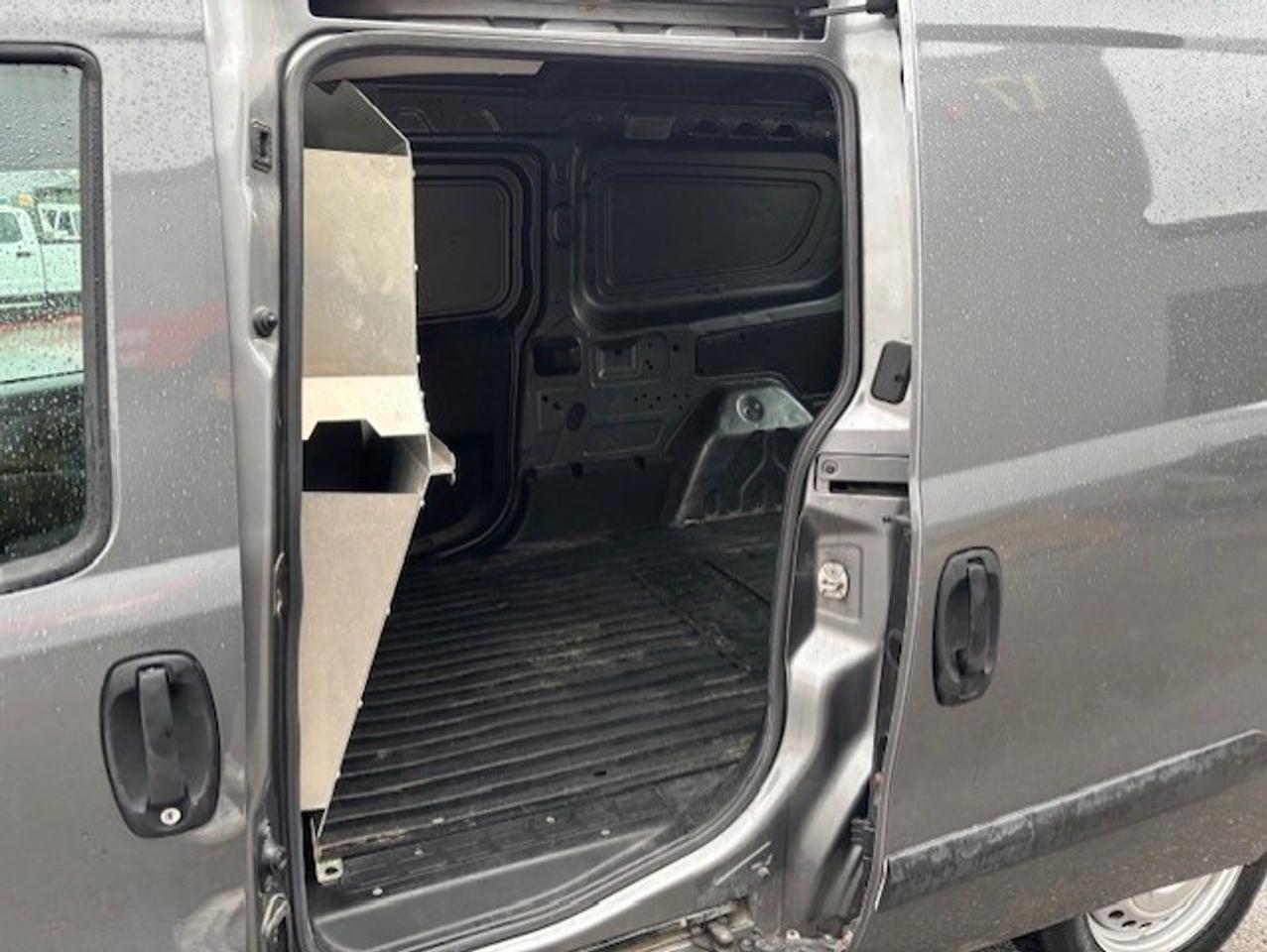 2015 RAM Promaster City Wagon ST **ONLY 160KM-DIVIDER-CERTIFIED-WE FINANCE** Photo