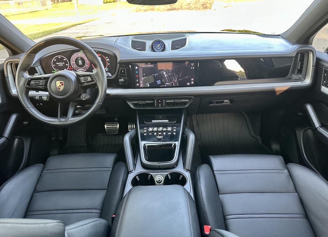 2024 Porsche Cayenne S COUPE PREM PLUS CHRONO AIR SUSP CPO WARRANTY FIN Photo