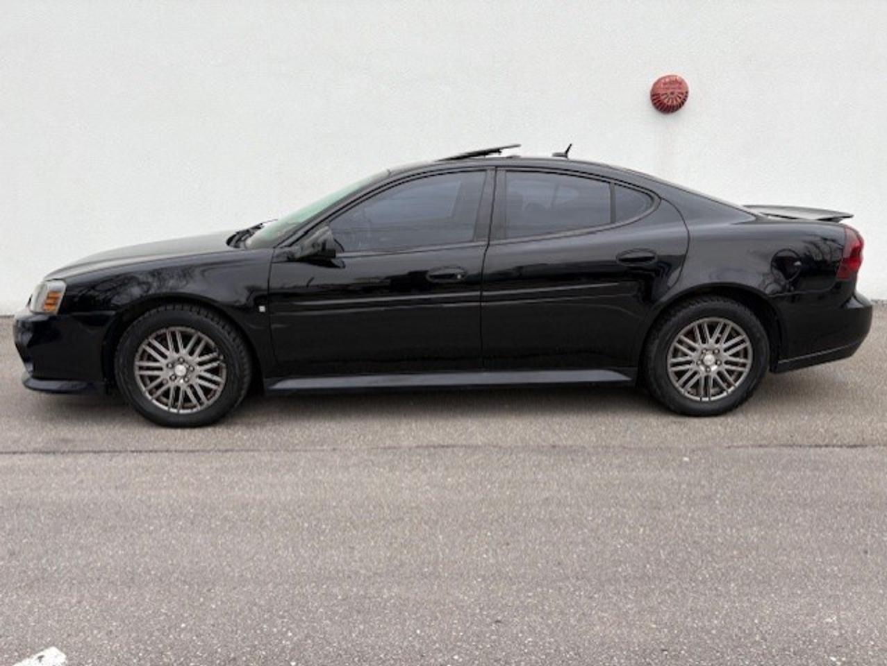 2007 Pontiac Grand Prix 3.8L V6 **LEATHER-ROOF-ALLOYS-ONLY $4900** Photo