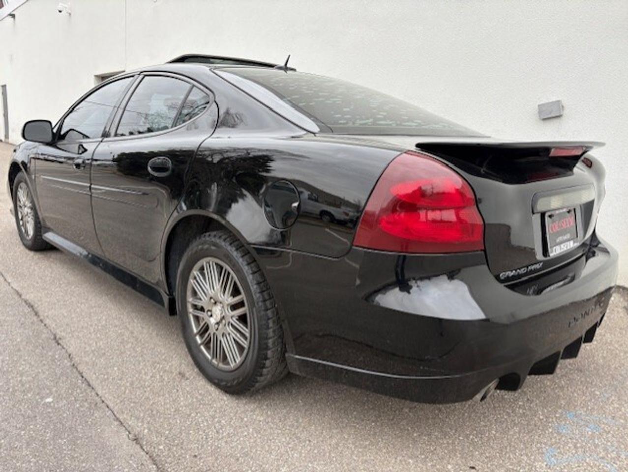 2007 Pontiac Grand Prix 3.8L V6 **LEATHER-ROOF-ALLOYS-ONLY $4900** Photo