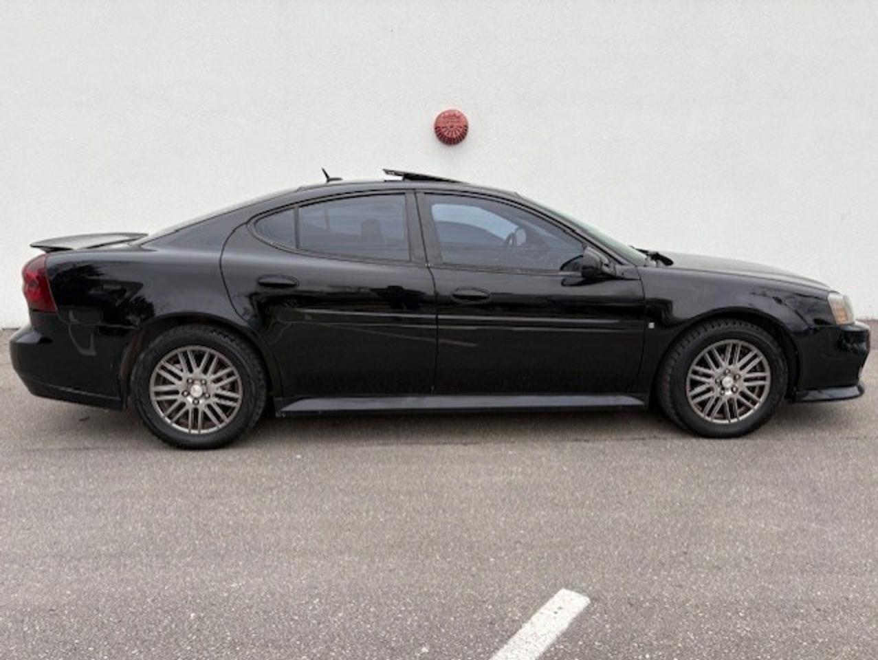 2007 Pontiac Grand Prix 3.8L V6 **LEATHER-ROOF-ALLOYS-ONLY $4900** Photo