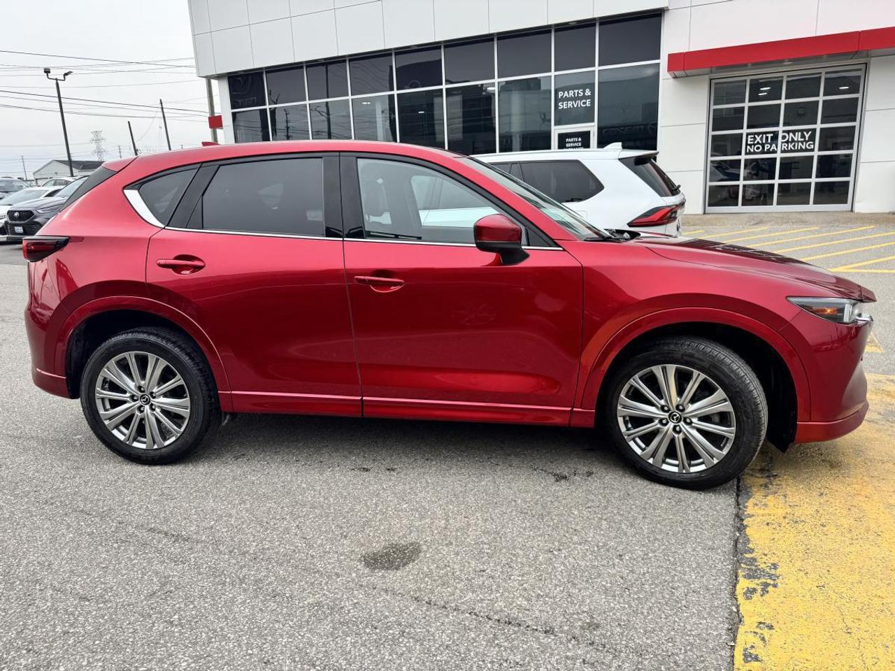 2023 Mazda CX-5 SIGNATURE/ EXTENDED WARRANTY/ 3.95% RATE/ CPO Photo