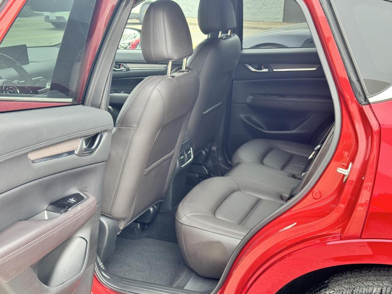 2023 Mazda CX-5 SIGNATURE/ EXTENDED WARRANTY/ 3.95% RATE/ CPO Photo
