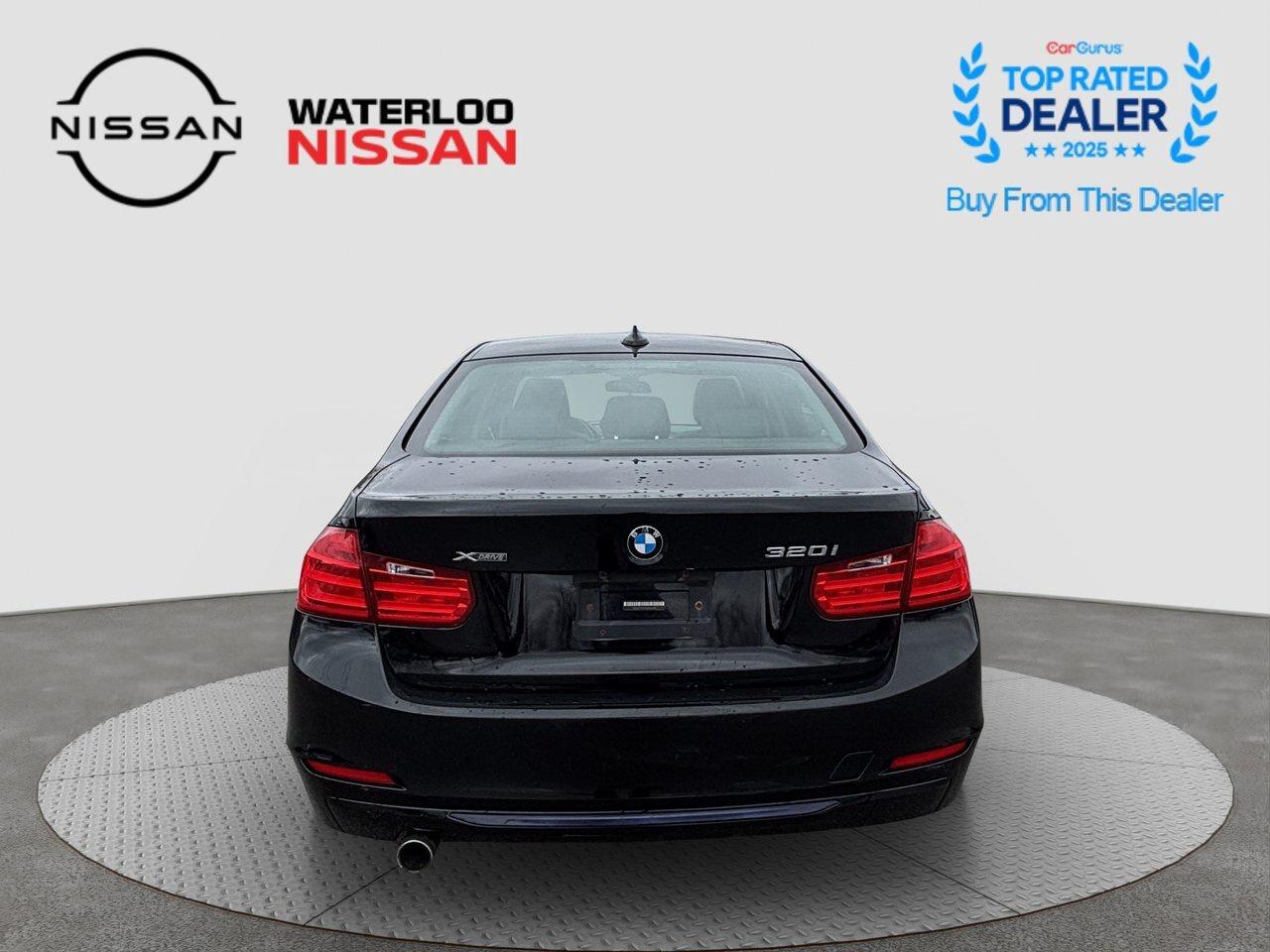 2015 BMW 3 Series 320i xDrive Photo3