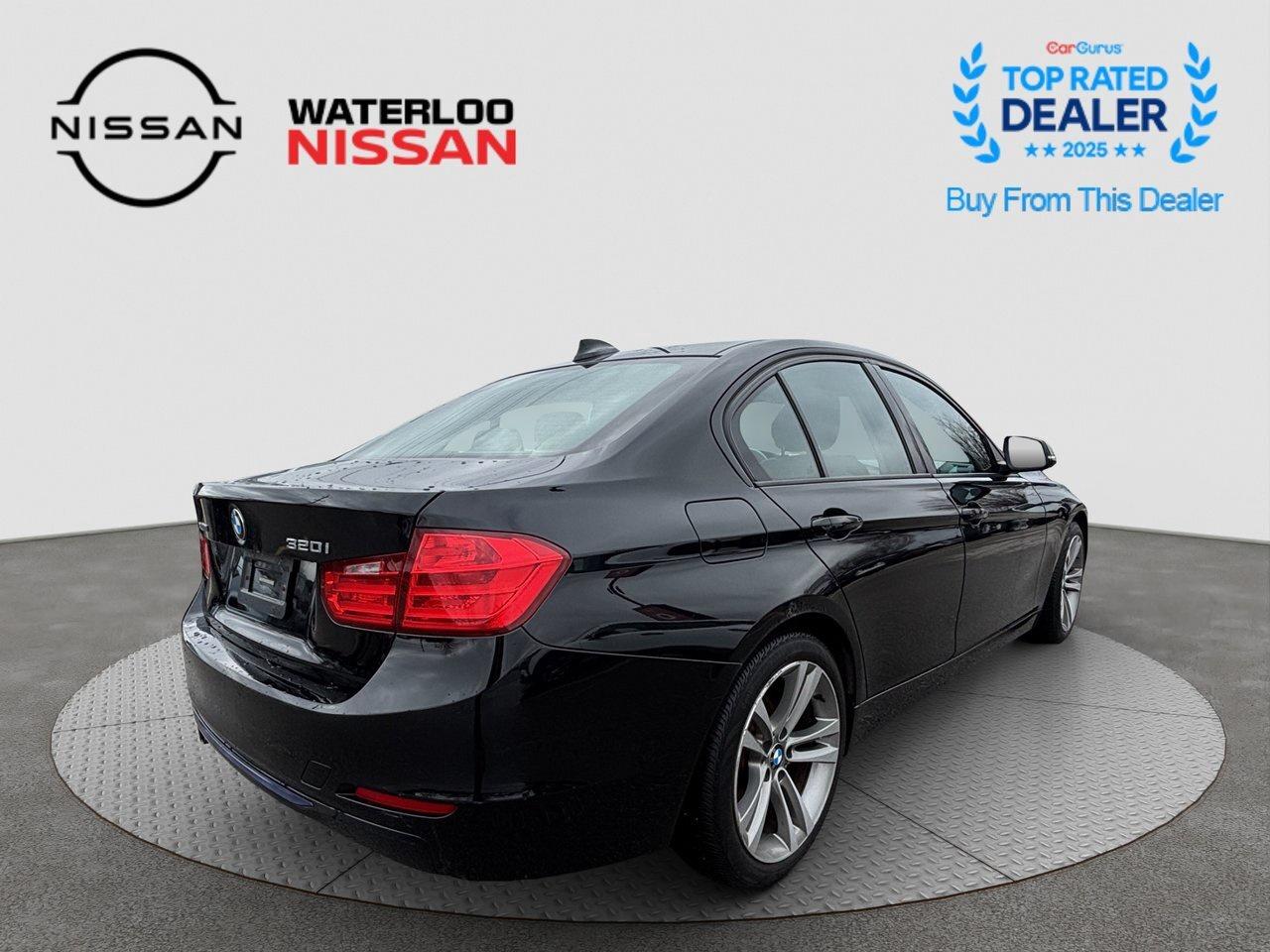 2015 BMW 3 Series 320i xDrive Photo