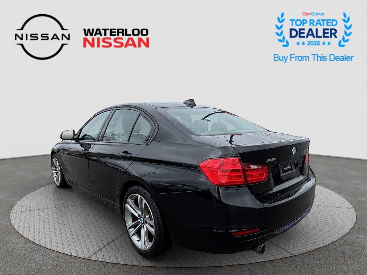 2015 BMW 3 Series 320i xDrive Photo2