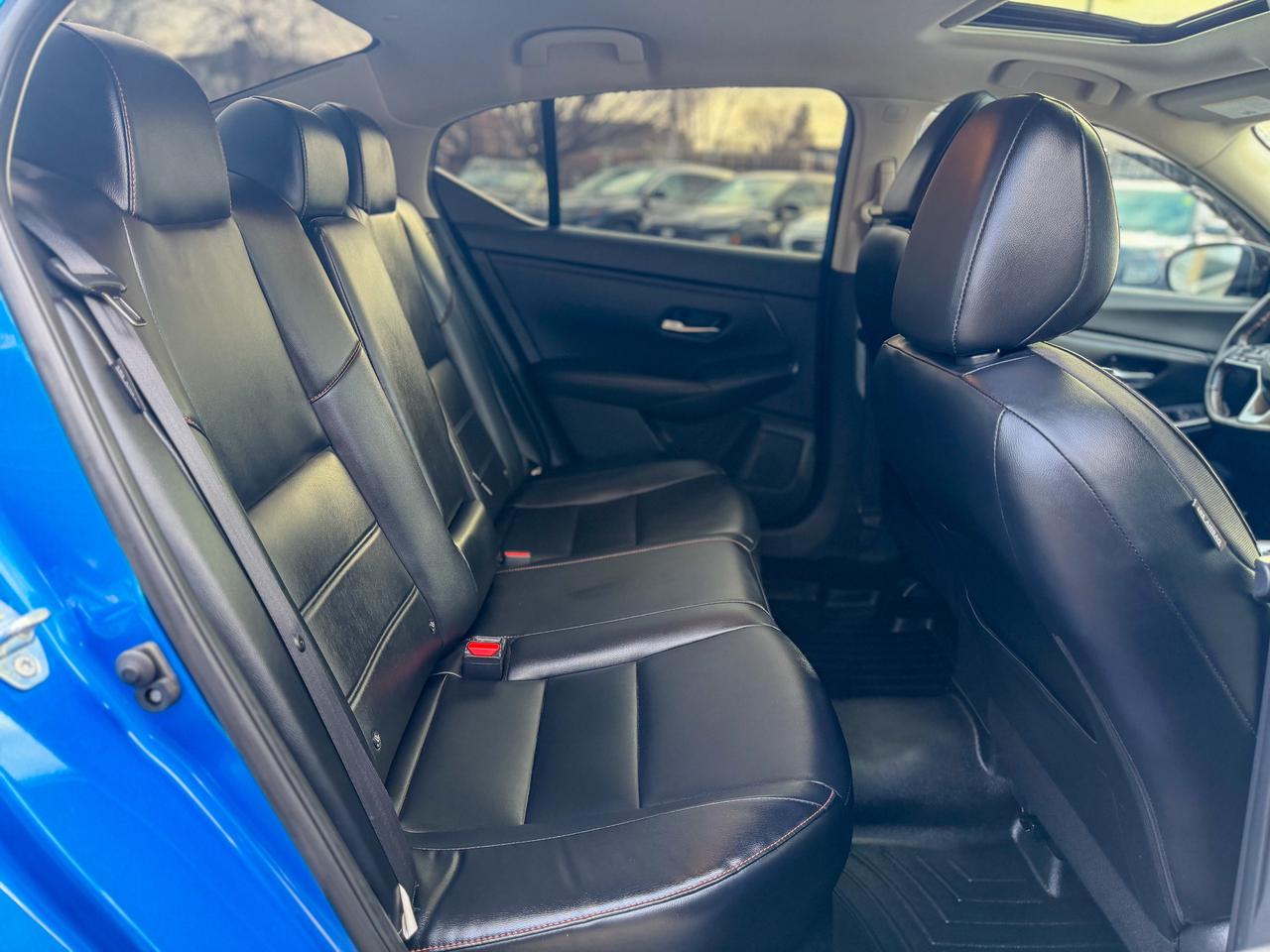 2022 Nissan Sentra SR CVT Photo