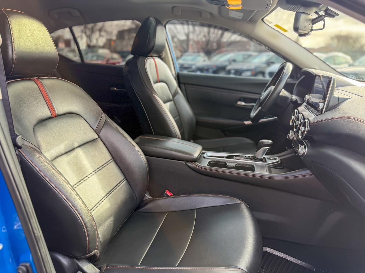 2022 Nissan Sentra SR CVT Photo