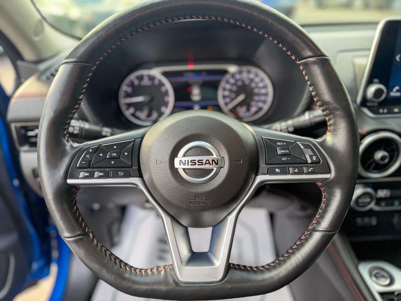 2022 Nissan Sentra SR CVT Photo