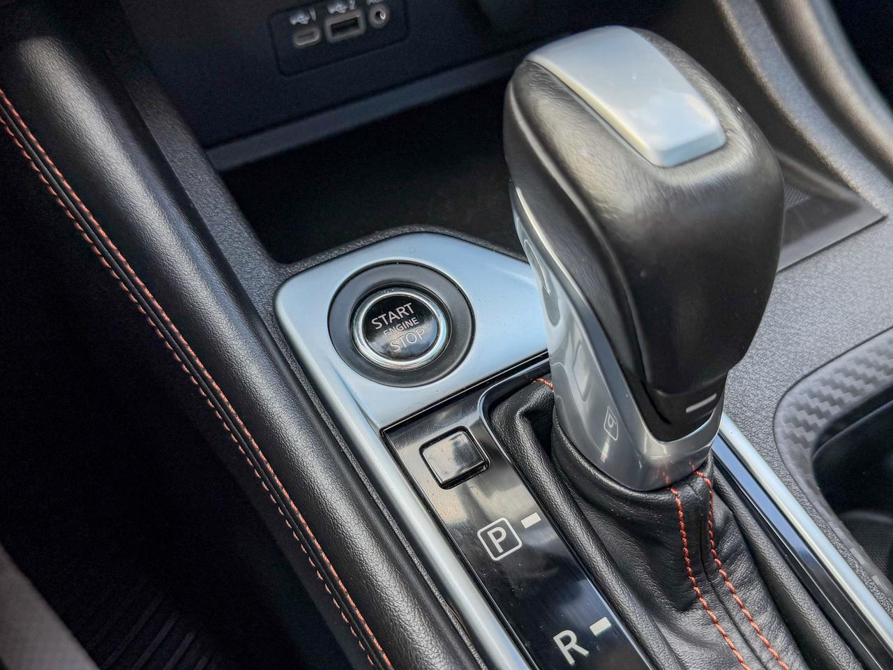 2022 Nissan Sentra SR CVT Photo