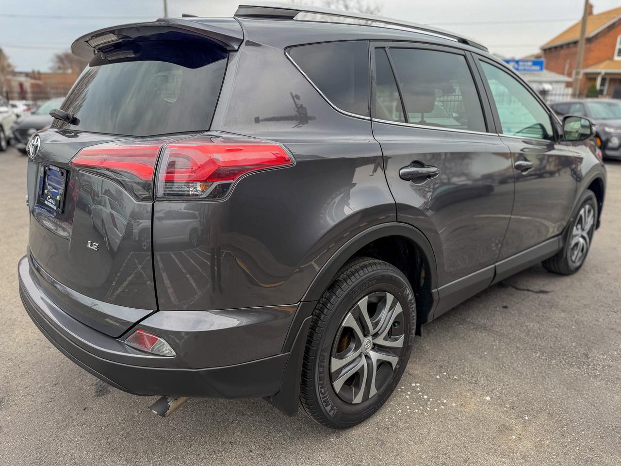 2017 Toyota RAV4 LE/1 OWNER/CAMERA/ACC/LANE ASSIST/2.5L/ECO Photo