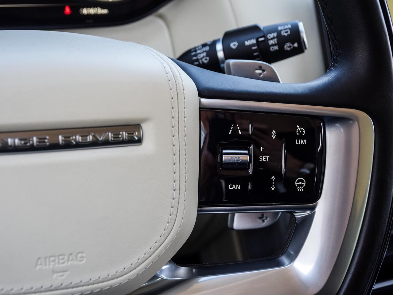 2023 Land Rover Range Rover P530 SE SWB Photo