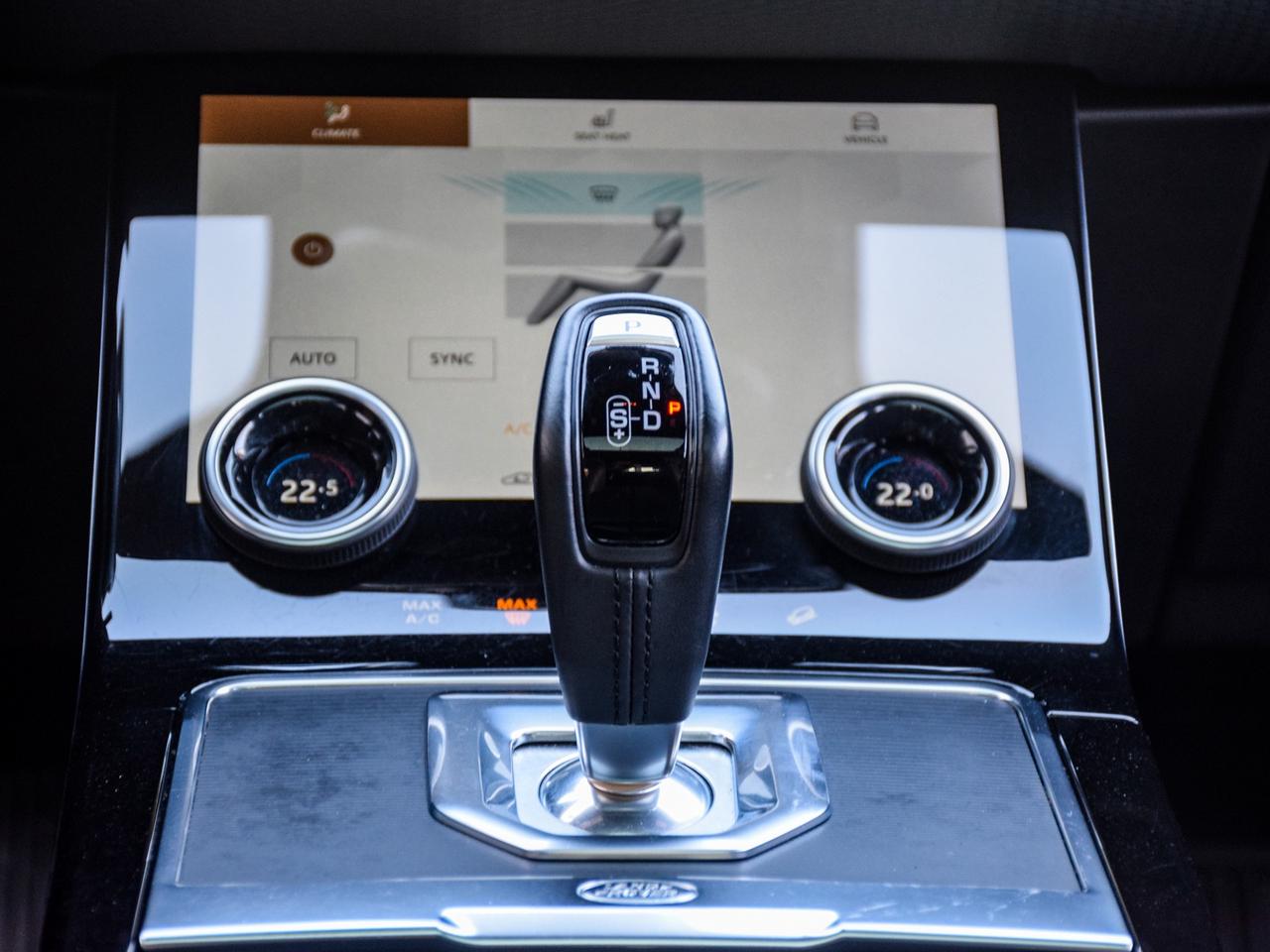 2023 Land Rover Range Rover Evoque S Photo