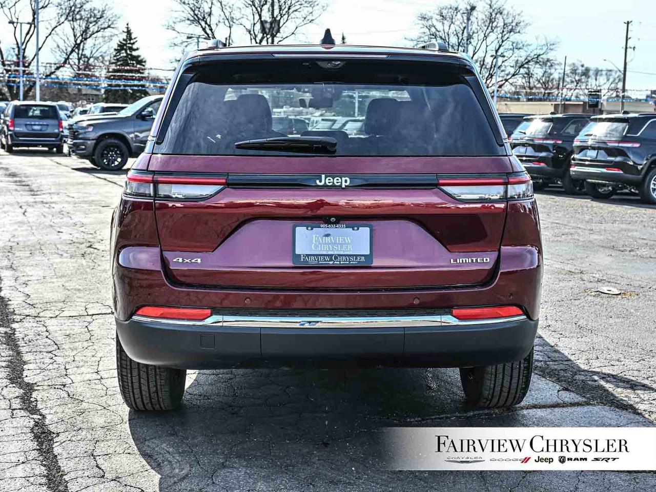 2024 Jeep Grand Cherokee Limited PANO ROOF   LUX PKG   360 CAMERA   CARPLAY Photo