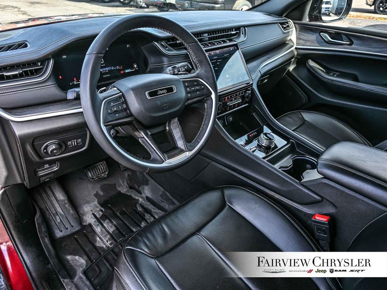 2024 Jeep Grand Cherokee Limited PANO ROOF   LUX PKG   360 CAMERA   CARPLAY Photo