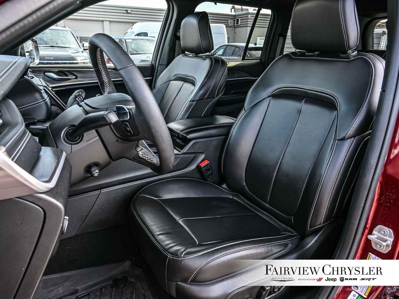 2024 Jeep Grand Cherokee Limited PANO ROOF   LUX PKG   360 CAMERA   CARPLAY Photo