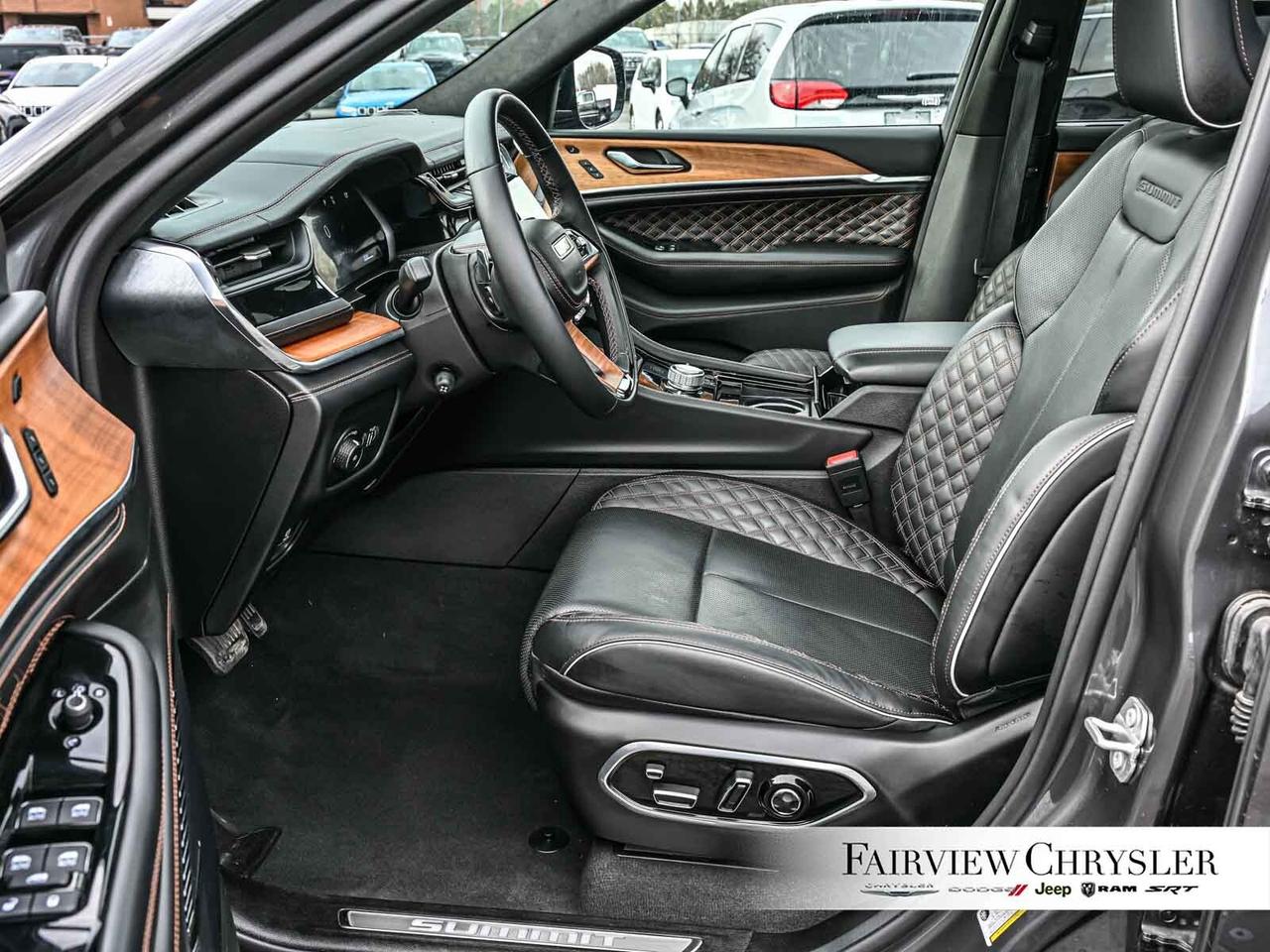 2024 Jeep Grand Cherokee L Summit RESERVE   HIGH ALTITUDE   PANO ROOF   LEATH Photo