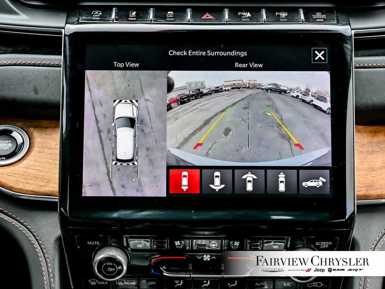 2024 Jeep Grand Cherokee L Summit RESERVE   HIGH ALTITUDE   PANO ROOF   LEATH Photo