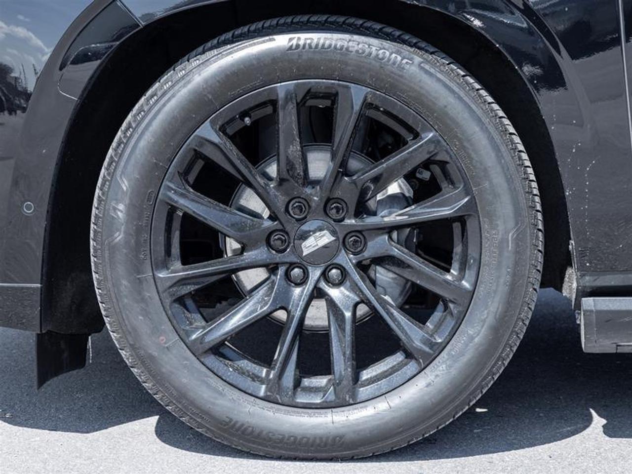 2023 Cadillac Escalade ESV Sport Platinum 4x4 Photo