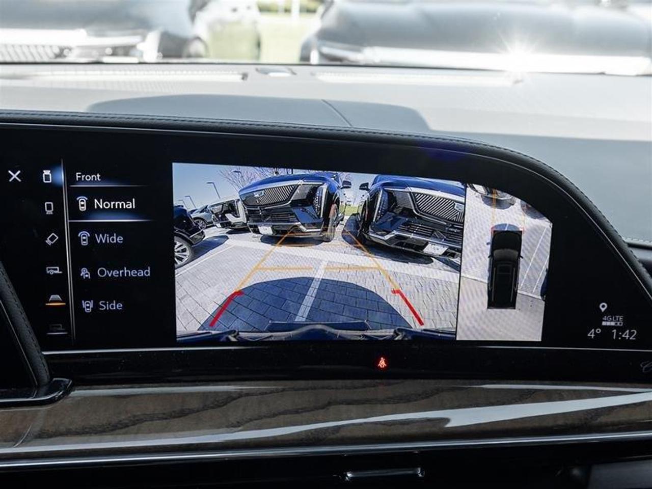 2023 Cadillac Escalade ESV Sport Platinum 4x4 Photo