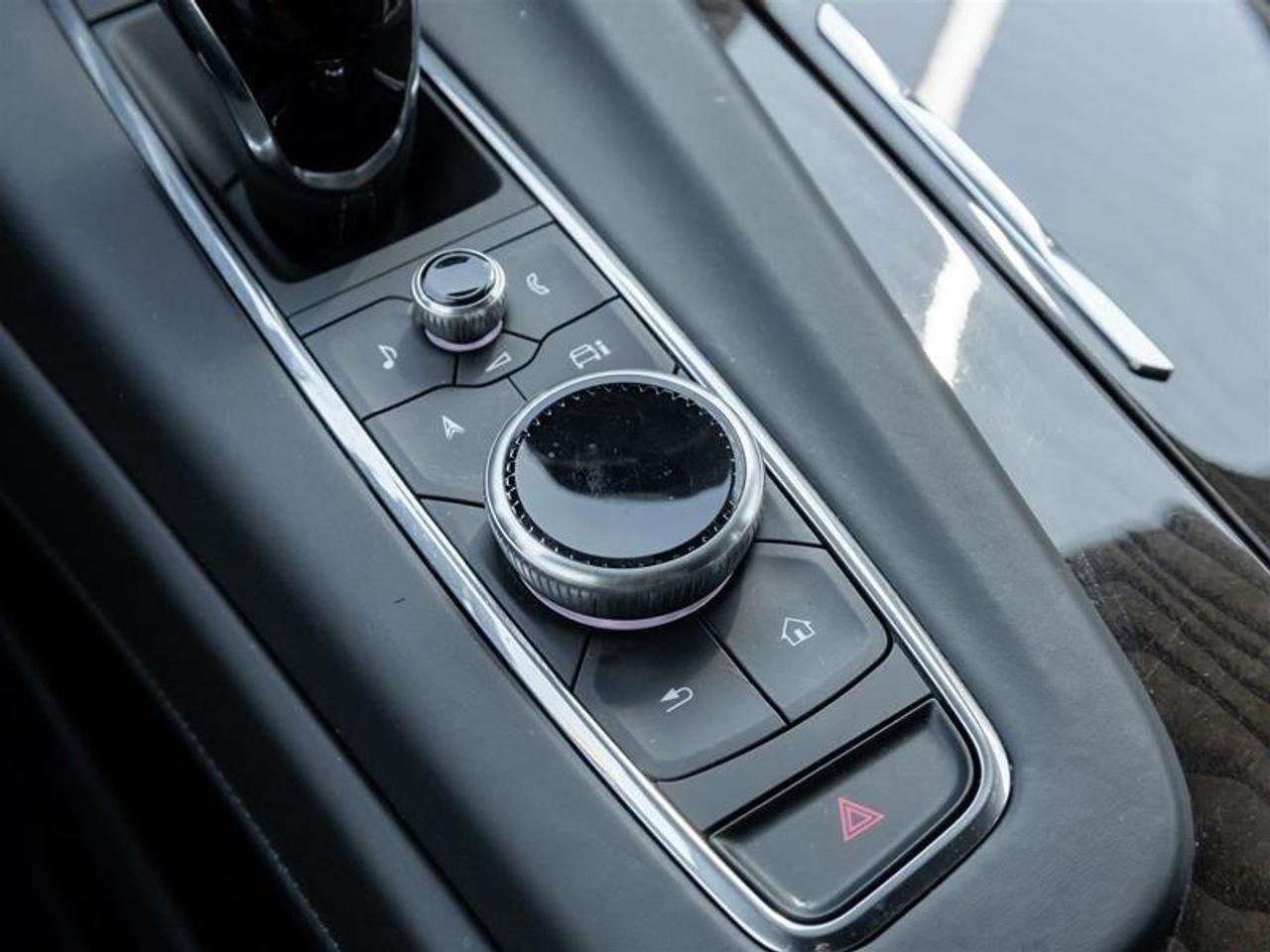 2023 Cadillac Escalade ESV Sport Platinum 4x4 Photo