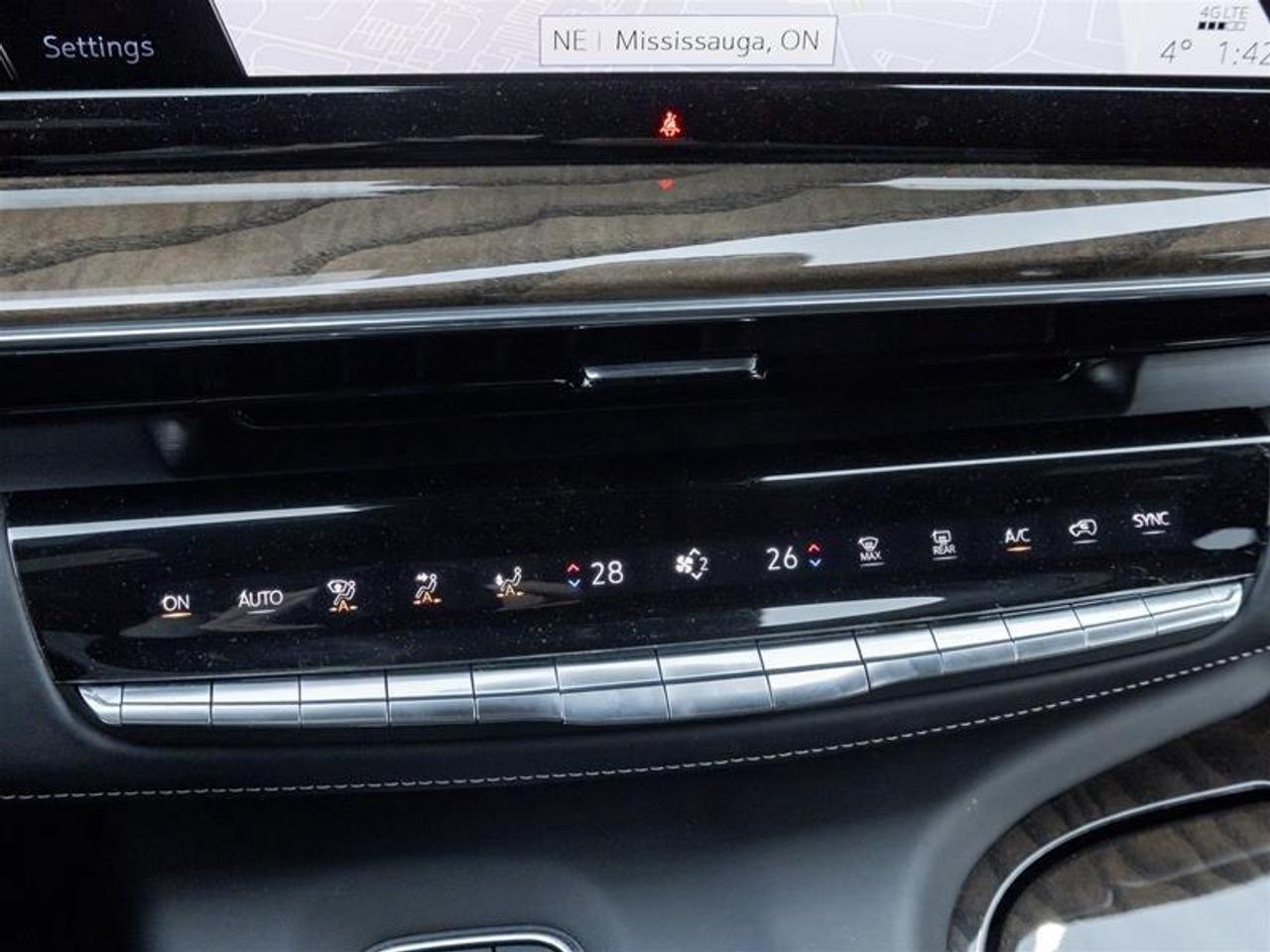 2023 Cadillac Escalade ESV Sport Platinum 4x4 Photo