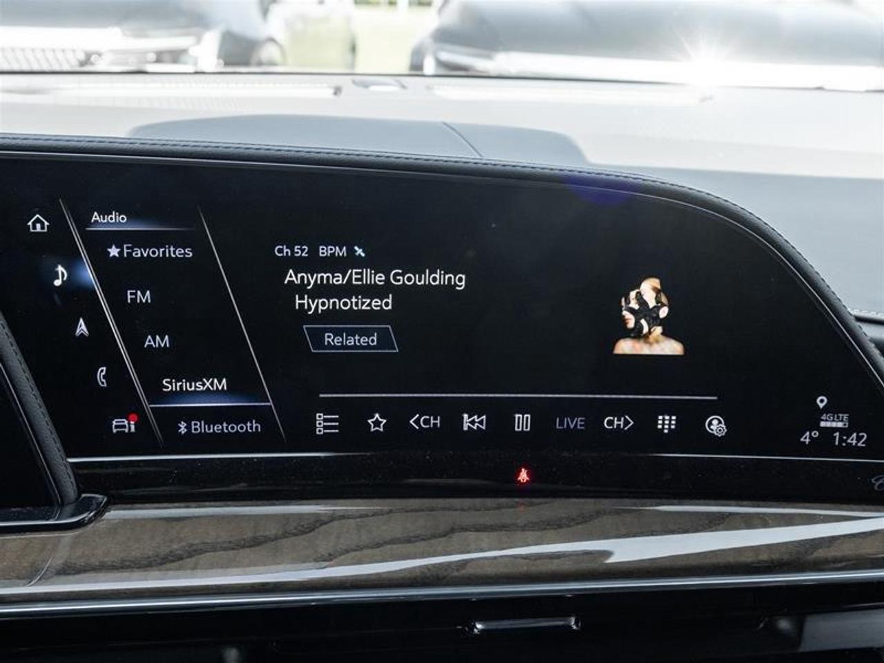2023 Cadillac Escalade ESV Sport Platinum 4x4 Photo