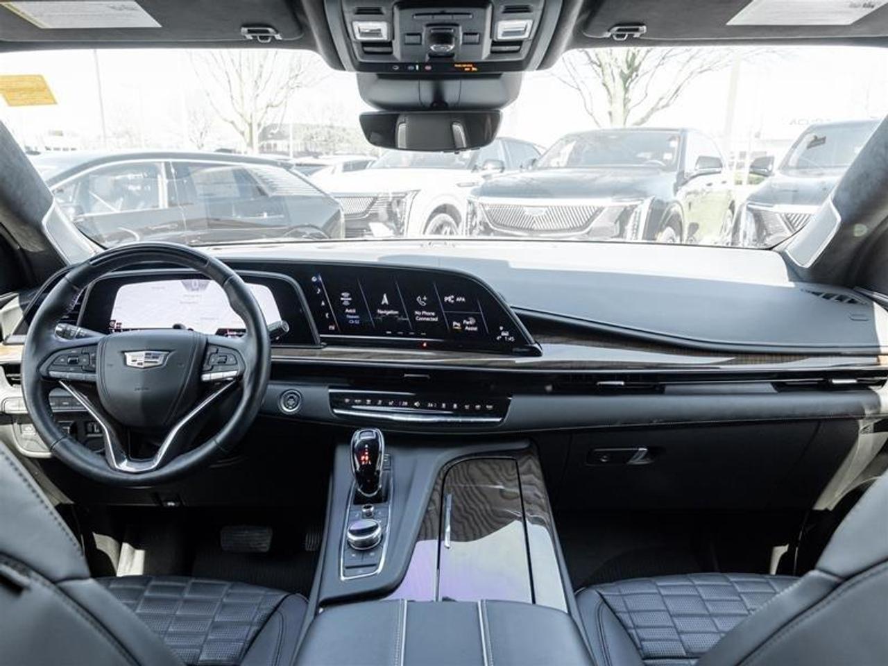 2023 Cadillac Escalade ESV Sport Platinum 4x4 Photo