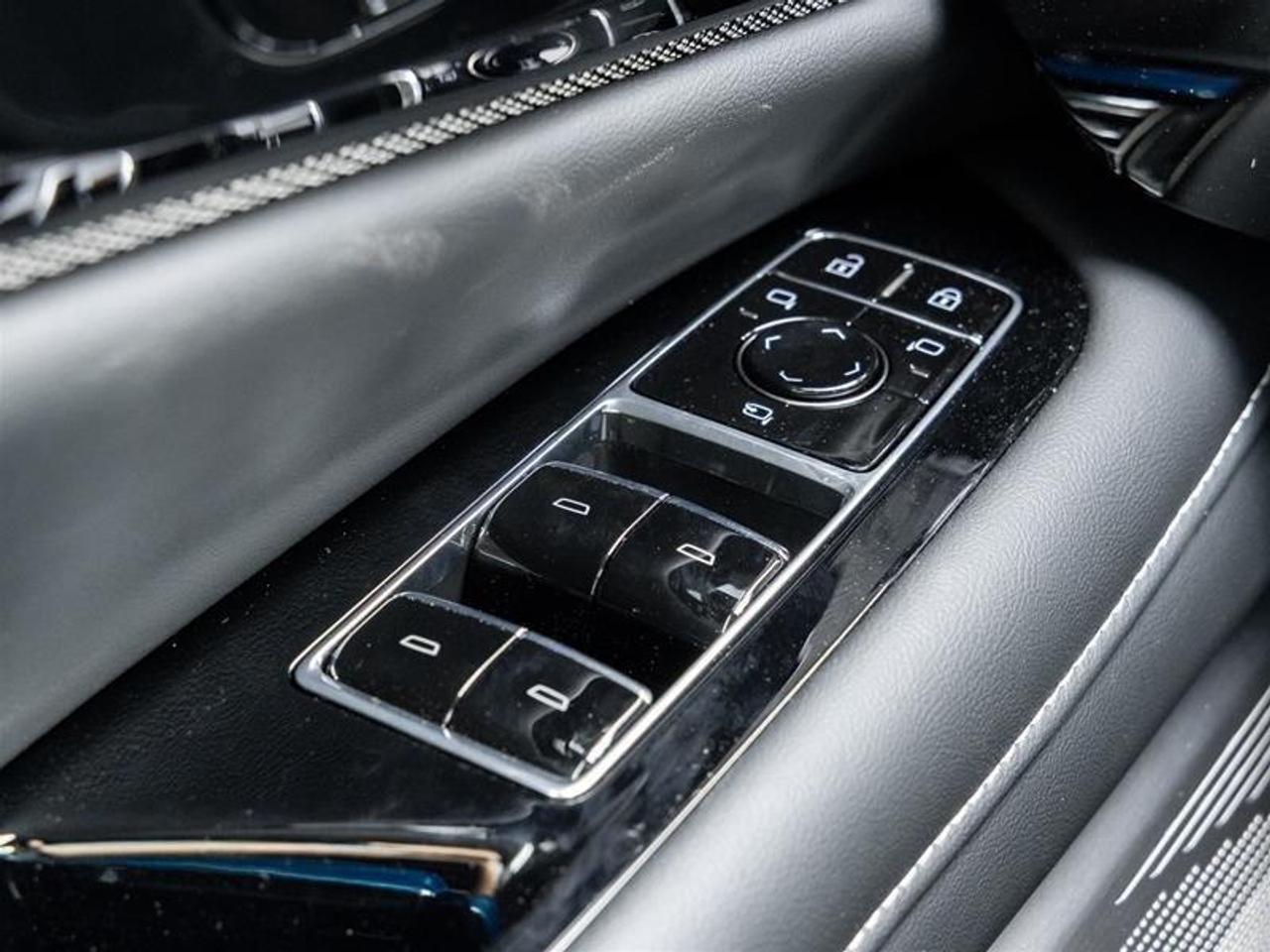 2026 Cadillac OPTIQ Sport 4dr Photo