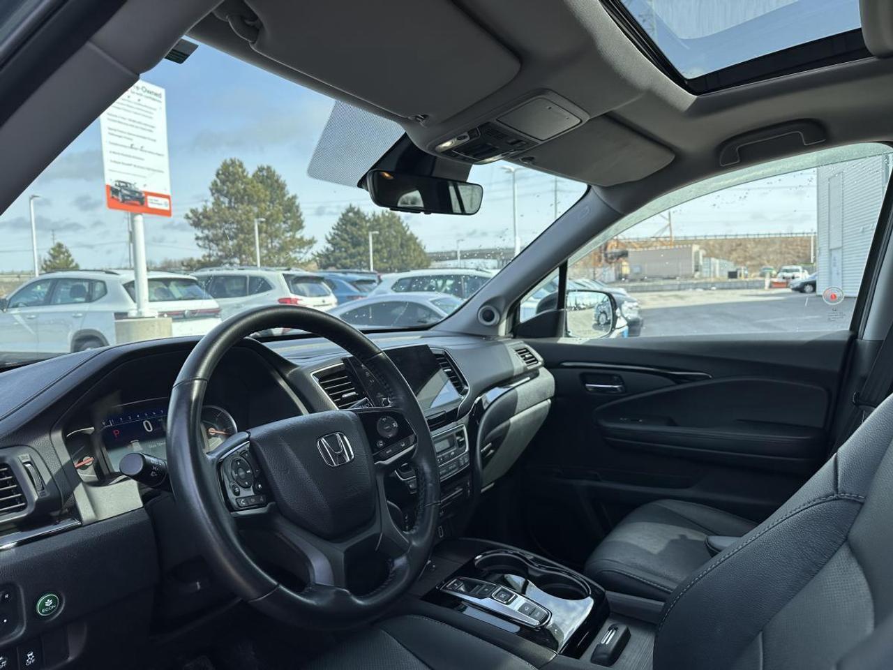 2021 Honda Pilot Touring 7-Passenger AWD Photo
