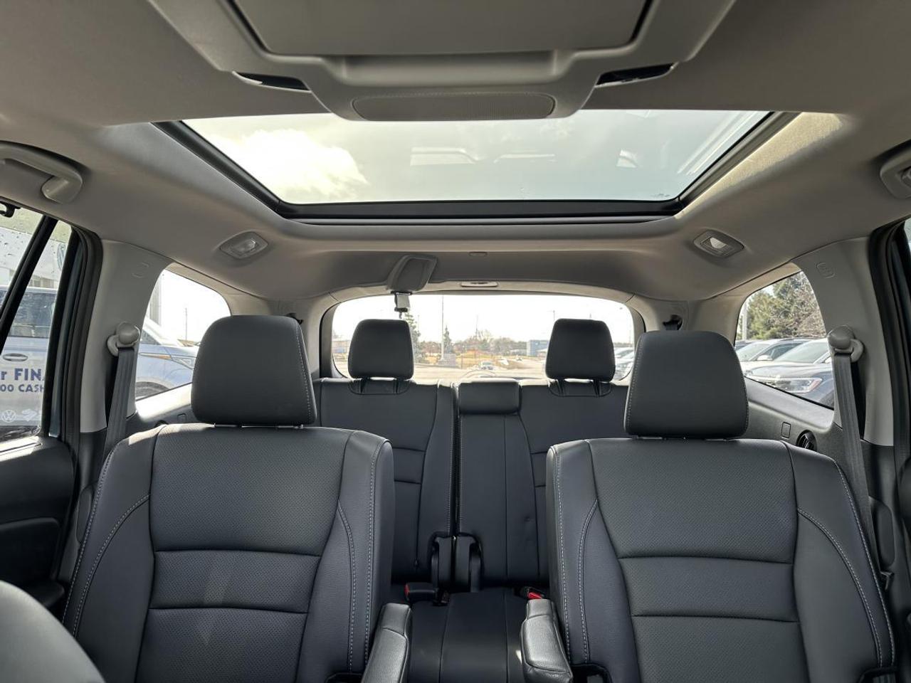 2021 Honda Pilot Touring 7-Passenger AWD Photo