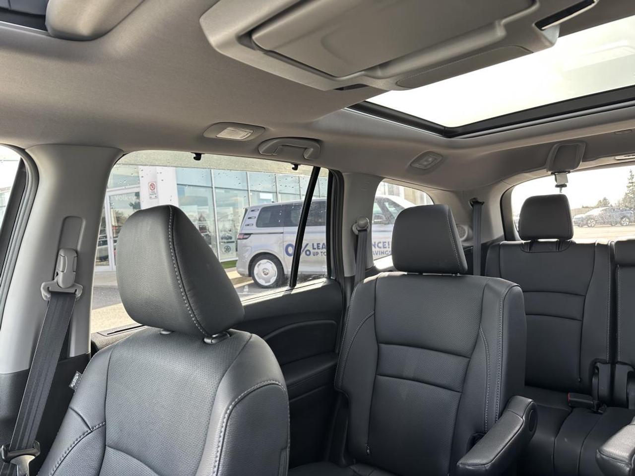 2021 Honda Pilot Touring 7-Passenger AWD Photo
