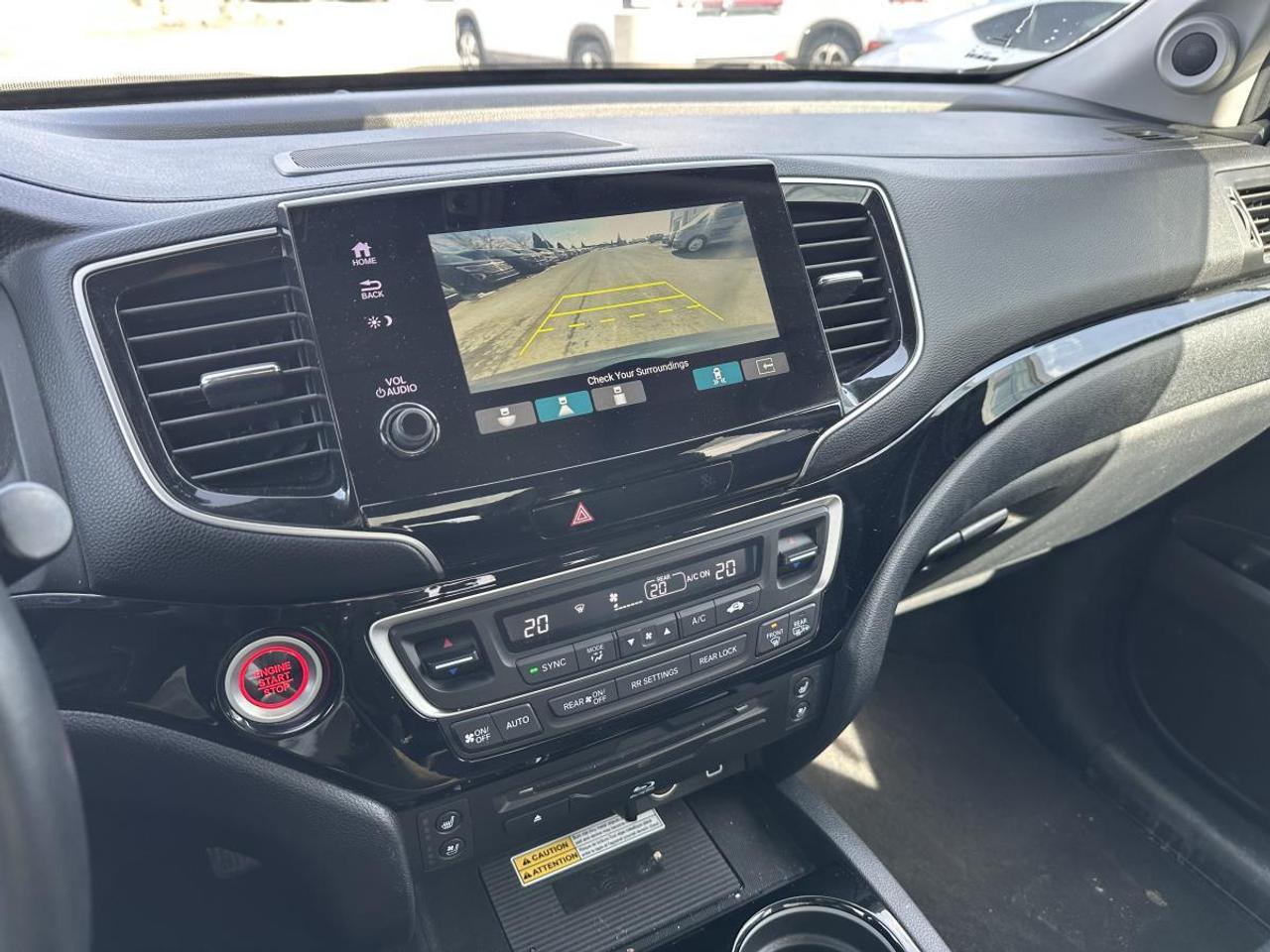 2021 Honda Pilot Touring 7-Passenger AWD Photo