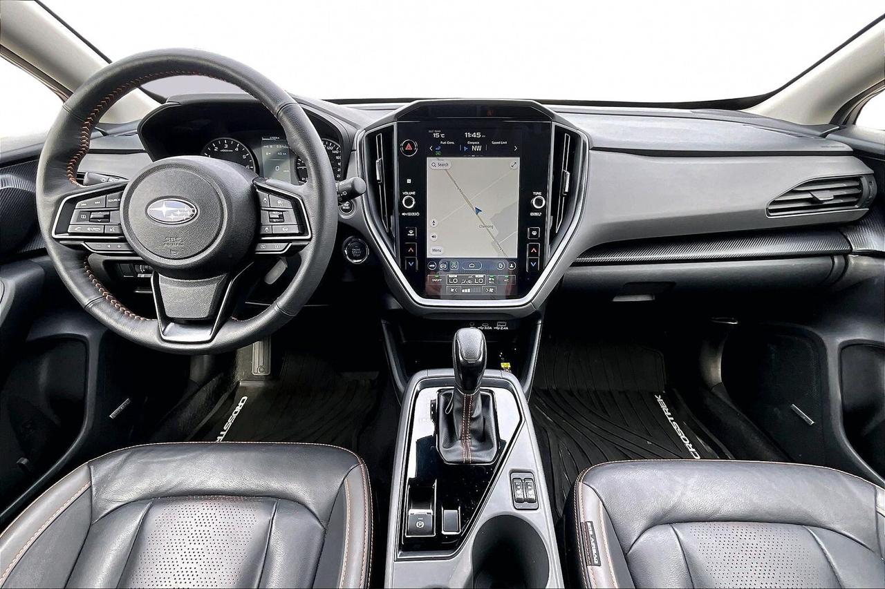 2025 Subaru Crosstrek LIMITED AWD   FULLY LOADED!   SUNROOF   LEATHER Photo