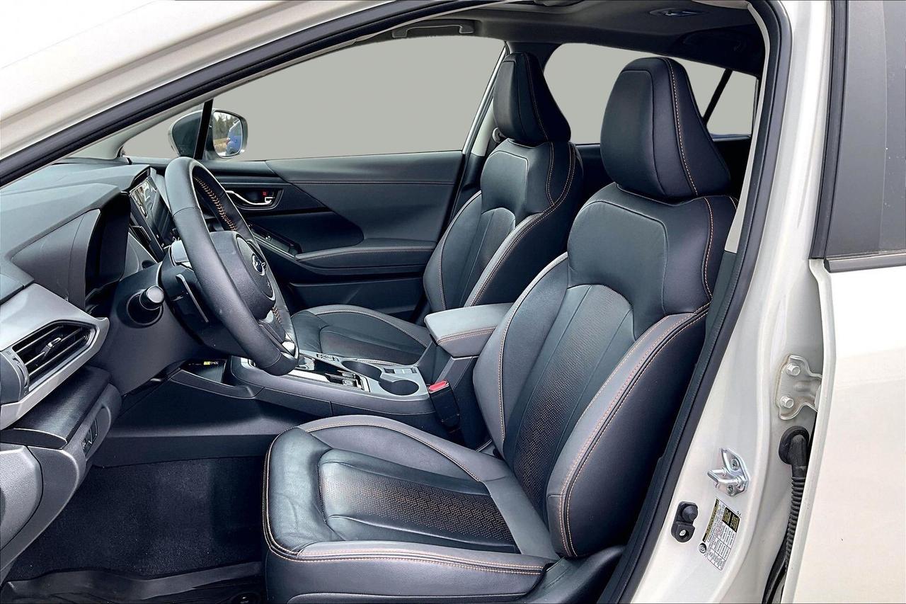 2025 Subaru Crosstrek LIMITED AWD   FULLY LOADED!   SUNROOF   LEATHER Photo