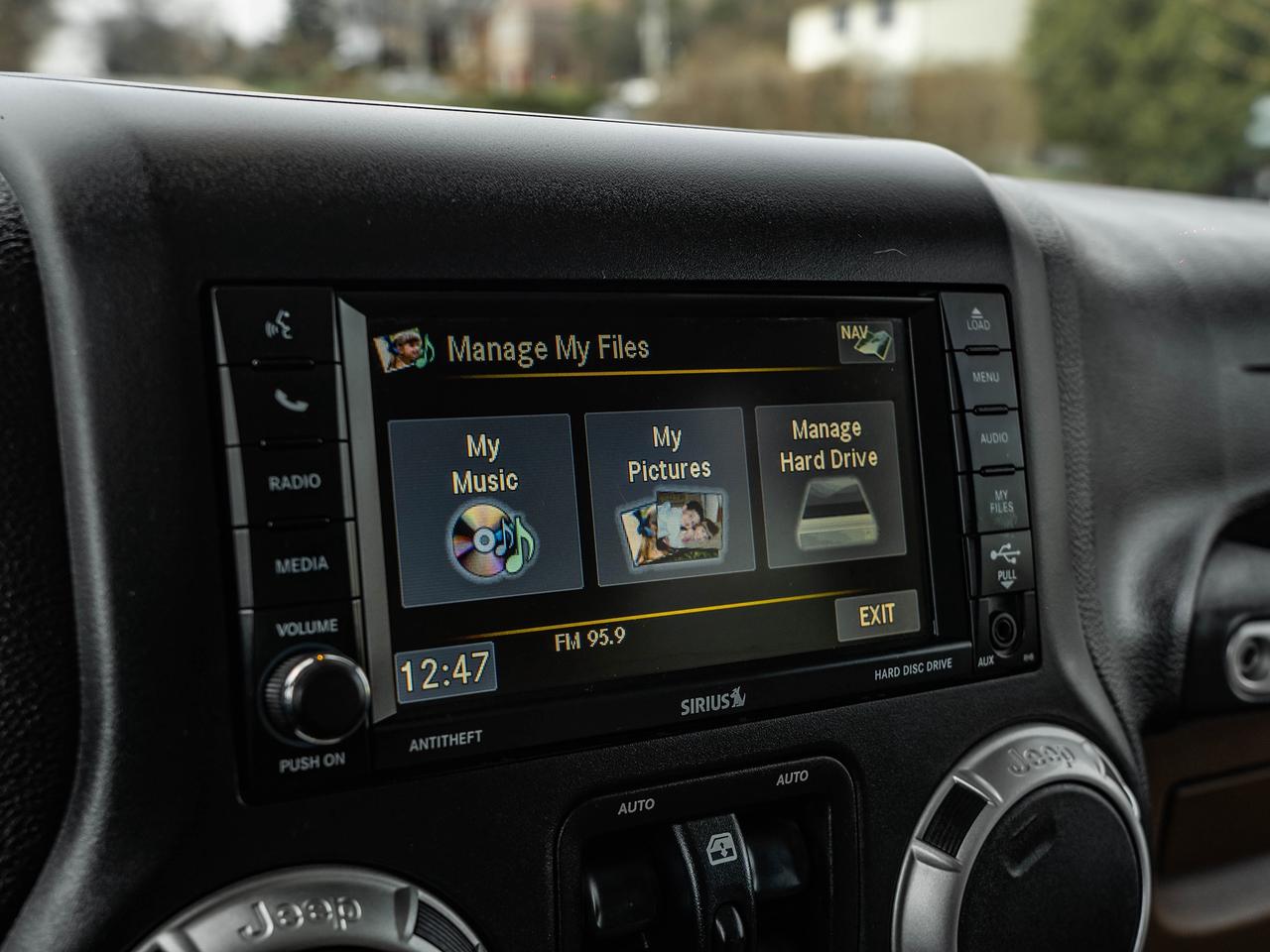 2016 Jeep Wrangler 4WD 4DR SAHARA Photo